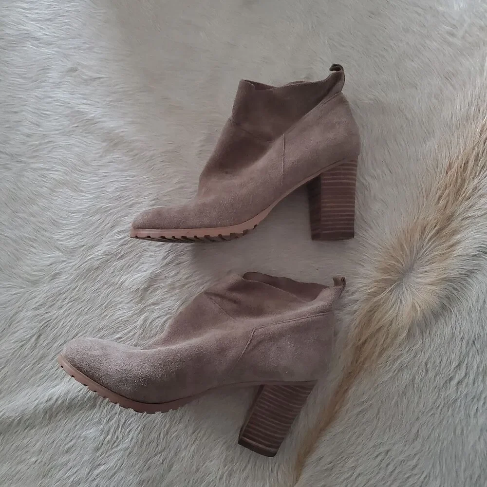 Crown Vintage Women's Booties Size 8M Brown Suede Darcie Slouch High Ankle Boots